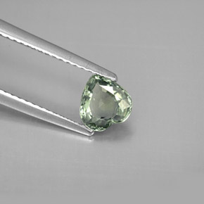 Saphir vert naturelle forme de coeur, 0,90 ct, VVS-VS