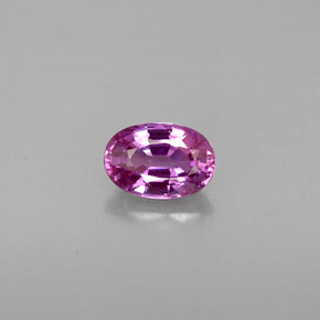 Saphir violet naturelle coupe ovale, 0,69 ct, VVS