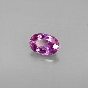 Saphir violet naturelle coupe ovale, 0,69 ct, VVS