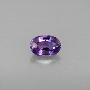 Saphir violet naturelle coupe ovale, 0,67 ct, VS