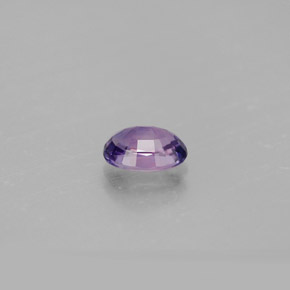 Saphir violet naturelle coupe ovale, 0,64 ct, VVS-VS