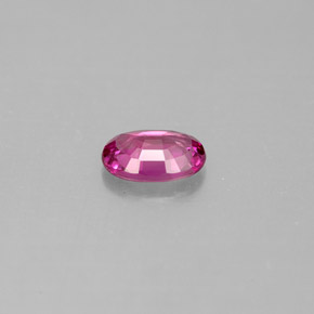 Saphir pourpre naturelle coupe ovale, 0,53 ct, VVS-VS