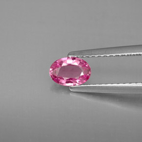 Saphir rose naturelle coupe ovale, 0,52 ct, VS