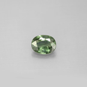 Saphir vert naturelle coupe ovale, 0,76 ct, VS