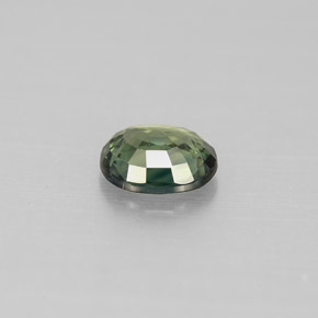 Saphir vert naturelle coupe ovale, 0,78 ct, VS