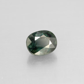 Saphir vert naturelle coupe ovale, 0,88 ct, VS