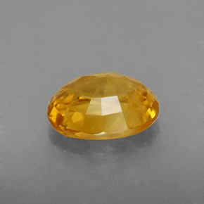 Saphir or naturelle coupe ovale, 2,04 ct, VS