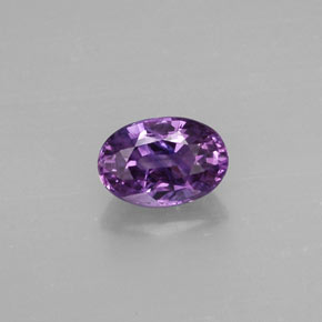 Saphir violet naturelle coupe ovale, 0,70 ct, VS