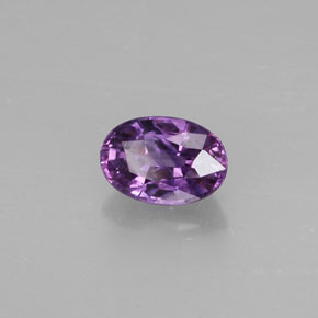 Saphir violet naturelle coupe ovale, 0,70 ct, VS