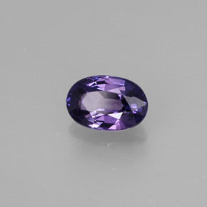 Saphir violet naturelle coupe ovale, 0,55 ct, VS