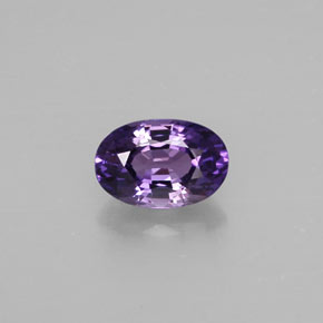 Saphir violet naturelle coupe ovale, 0,70 ct, VS