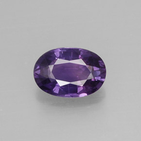 Saphir violet naturelle coupe ovale, 0,60 ct, VS