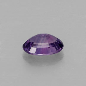 Saphir violet naturelle coupe ovale, 0,61 ct, VS