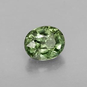 Saphir vert naturelle coupe ovale, 0,64 ct, SI