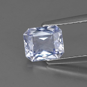 Saphir violet naturelle taille émeraude, 1,37 ct, VS-SI