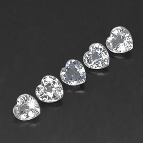 Achetez naturel ct blanc saphir gems, forme de coeur, en provenance sri lanka (ceylan) chez gemselect. en stock, livraison internationale!