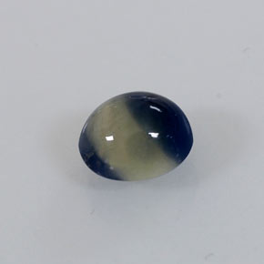 Saphir bicolore naturelle coupe ovale, 1,05 ct, opaque