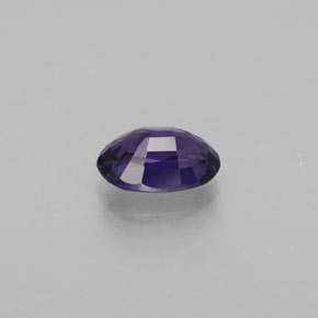 Saphir violet naturelle coupe ovale, 0,59 ct, VVS
