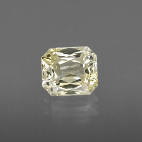 Saphir jaune naturelle taille émeraude, 1,46 ct, VVS