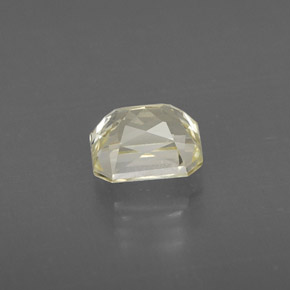 Saphir jaune naturelle taille émeraude, 1,46 ct, VVS