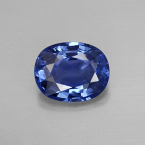 Saphir bleue naturelle coupe ovale, 2,28 ct, VS