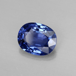 Saphir bleue naturelle coupe ovale, 2,28 ct, VS