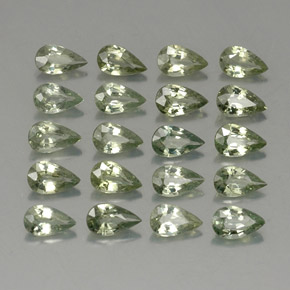 Achetez naturel ct vert saphir gems, en forme de poire, en provenance tanzanie (songea) chez gemselect. en stock, livraison internationale!
