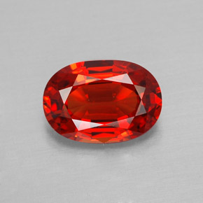 Saphir orange naturelle coupe ovale, 1,90 ct, VVS