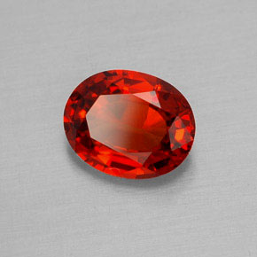 Saphir orange naturelle coupe ovale, 1,21 ct, VVS