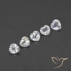 Shop natural 1.67ct Blanc chaud Saphir gems, Cœur, from Sri Lanka at GemSelect. In stock, global shipping!