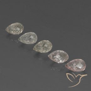 Shop natural 4.09ct Multicolore Saphir gems, Briolette, from Tanzanie at GemSelect. In stock, global shipping!