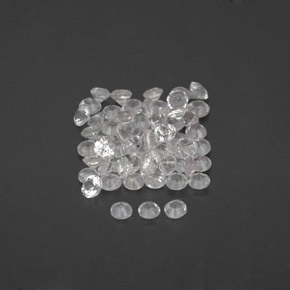 Achetez naturel ct blanc saphir gems, coupe roude, en provenance sri lanka (ceylan) chez gemselect. en stock, livraison internationale!