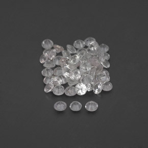 Achetez naturel ct blanc saphir gems, coupe roude, en provenance sri lanka (ceylan) chez gemselect. en stock, livraison internationale!