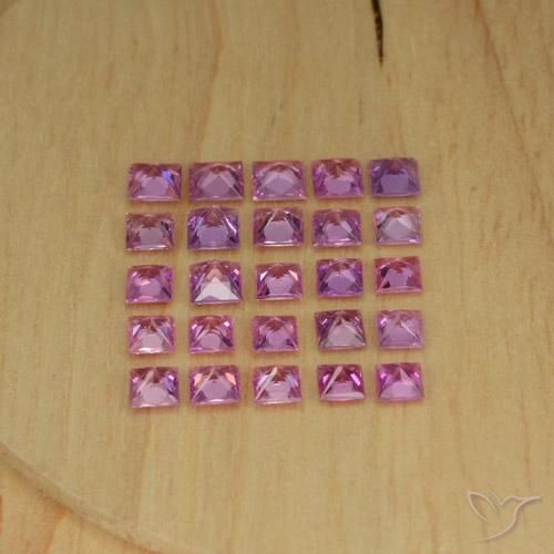 Shop natural 4.19ct Violet clair Saphir gems, Carré, from Madagascar at GemSelect. In stock, global shipping!