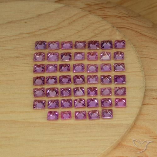 Shop natural 5.60ct Violet Rosâtre Saphir gems, Carré, from Madagascar at GemSelect. In stock, global shipping!
