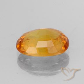 Saphir Orange vif naturelle ovale, 3.03 ct, VS-SI
