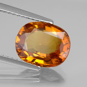Saphir orange foncé naturelle coupe ovale, 3,29 ct, VS