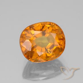 Saphir Orange moyen naturelle ovale, 3.27 ct, VS-SI