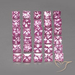 Shop natural 5.00ct Rose intense Saphir gems, Carré, from Madagascar at GemSelect. In stock, global shipping!