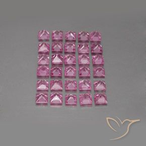 Shop natural 5.00ct Rose intense Saphir gems, Carré, from Madagascar at GemSelect. In stock, global shipping!
