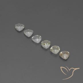 Shop natural 1.89ct Jaune pâle Saphir gems, Trillion, from Tanzanie at GemSelect. In stock, global shipping!