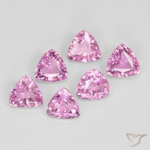 Shop natural 1.79ct Rose très clair Saphir gems, Trillion, from Madagascar at GemSelect. In stock, global shipping!