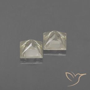 Shop natural 0.96ct Jaune clair Saphir gems, Carré, from Tanzanie at GemSelect. In stock, global shipping!