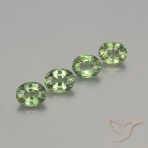 Shop natural 1.83ct Vert sauge très clair Saphir gems, ovale, from Madagascar at GemSelect. In stock, global shipping!