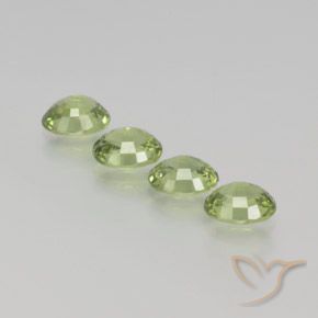 Shop natural 1.88ct Vert très clair Saphir gems, ovale, from Thaïlande at GemSelect. In stock, global shipping!