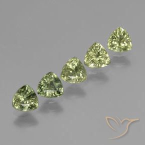 Shop natural 1.84ct Vert forêt léger Saphir gems, Trillion, from Tanzanie at GemSelect. In stock, global shipping!