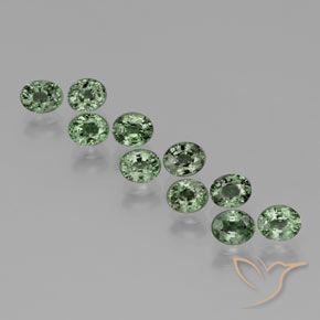 Shop natural 6.27ct Vert moyen-foncé Saphir gems, ovale, from Madagascar at GemSelect. In stock, global shipping!