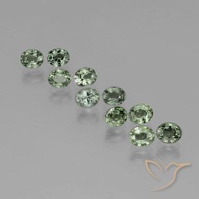 Shop natural 6.44ct Vert forêt léger Saphir gems, ovale, from Madagascar at GemSelect. In stock, global shipping!