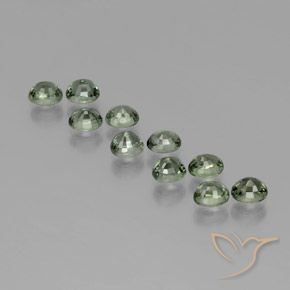 Shop natural 6.44ct Vert forêt léger Saphir gems, ovale, from Madagascar at GemSelect. In stock, global shipping!