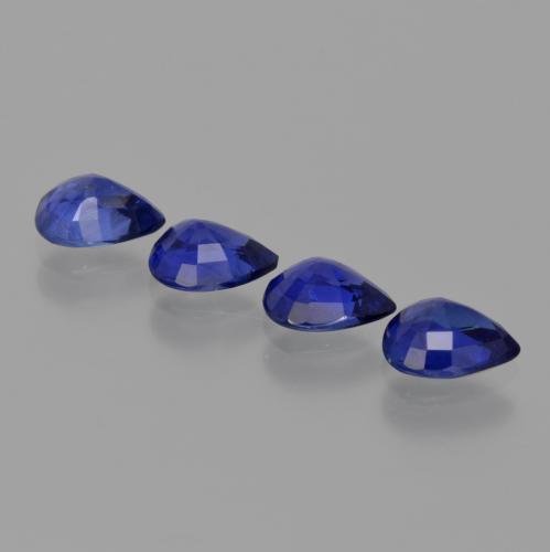Achetez naturel 2.35ct Bleu royal Saphir gems, En forme de poire, En provenance Sri Lanka chez GemSelect. En stock, livraison internationale!